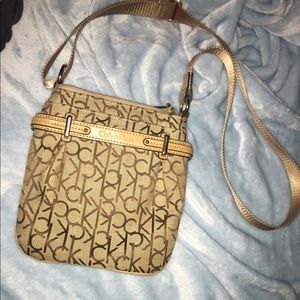 Calvin Klein Crossbody